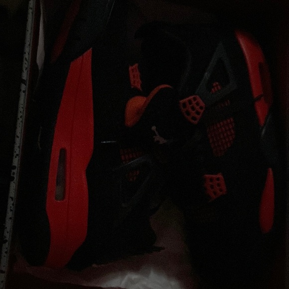 Red thunder Jordan 4s